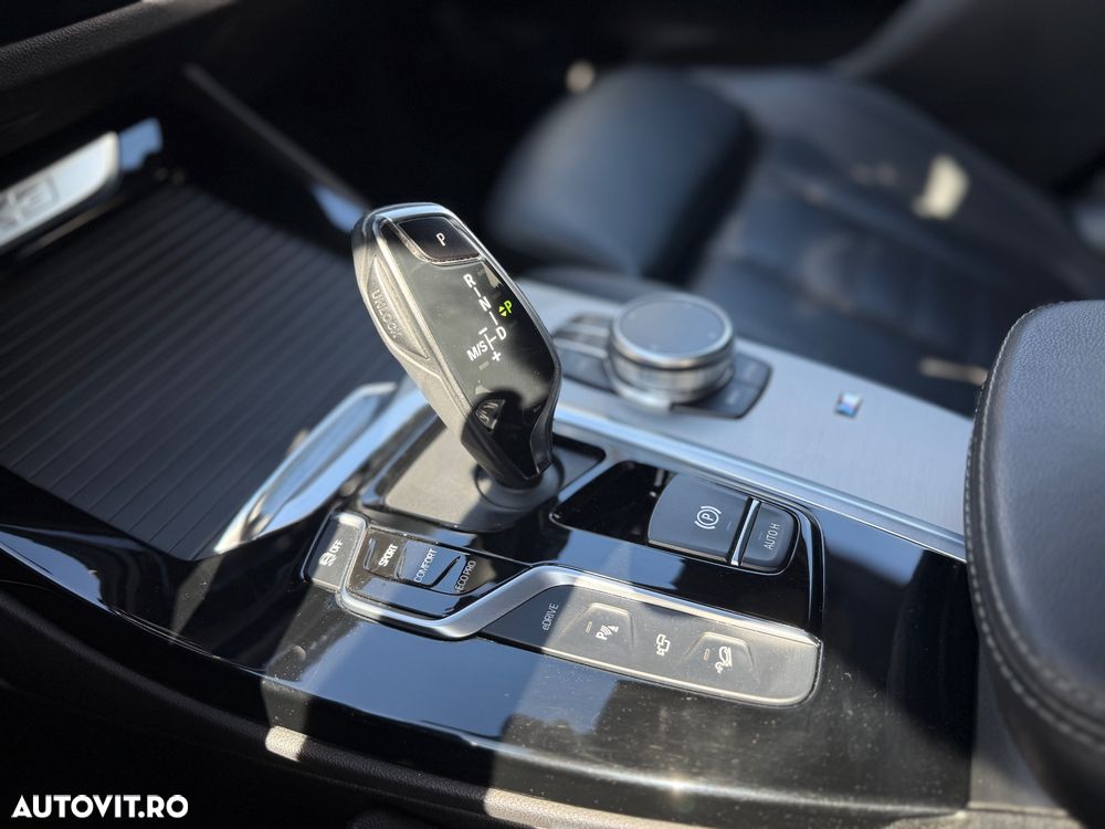 BMW X3 xDrive30e AT PHEV - 9
