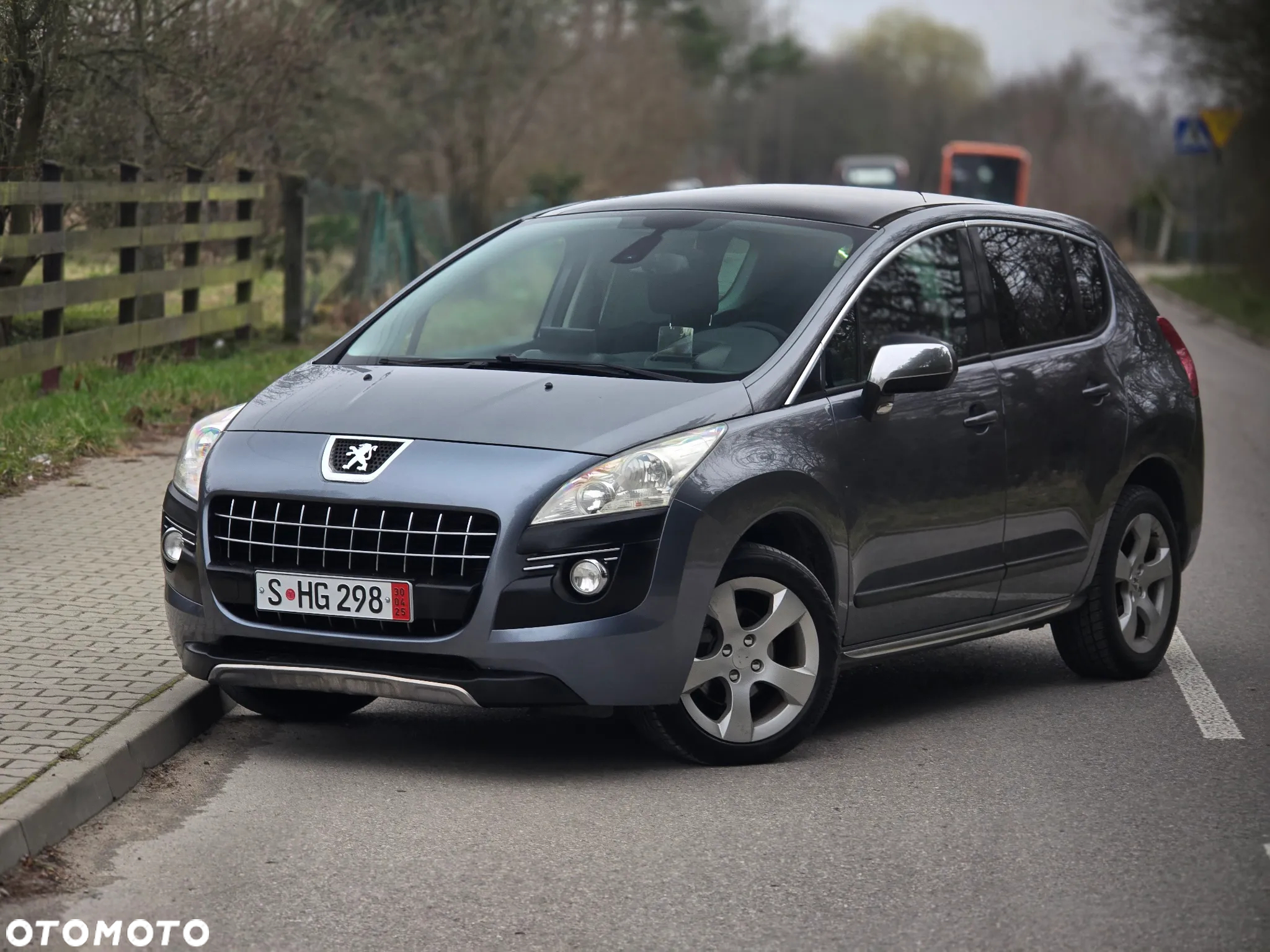 Peugeot 3008 1.6 HDi Premium - 2