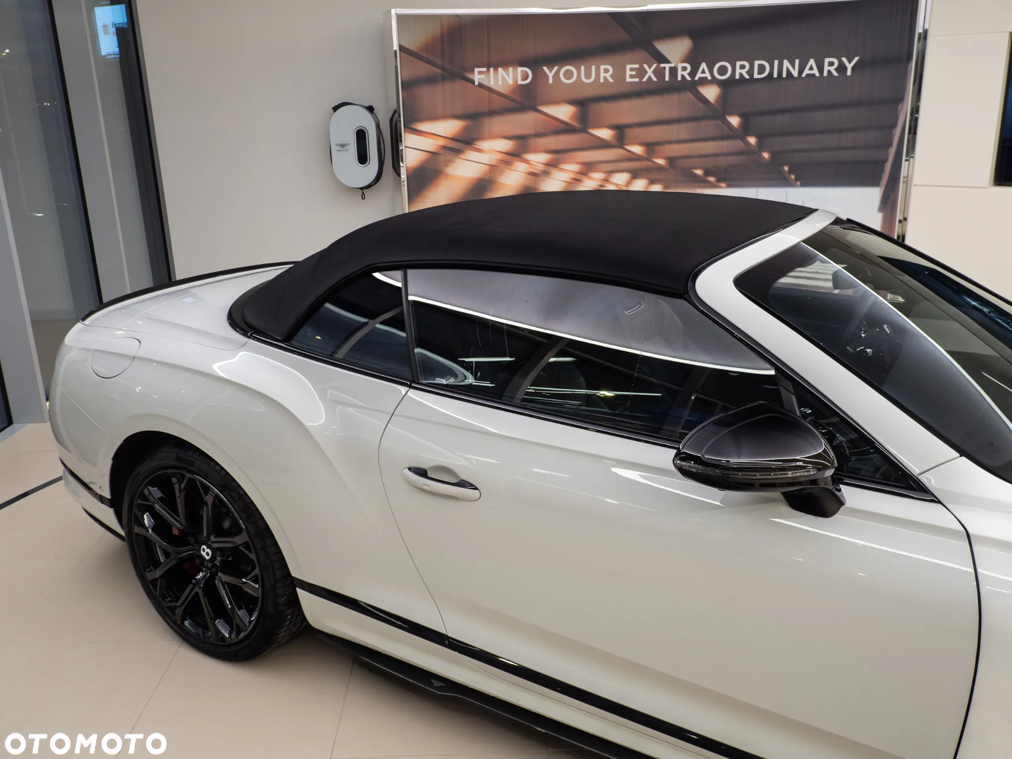 Bentley Continental GT V8 S - 12