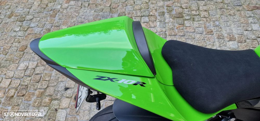 Kawasaki Ninja ZX-10R - 12