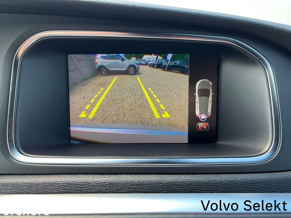 Volvo V40 - 22