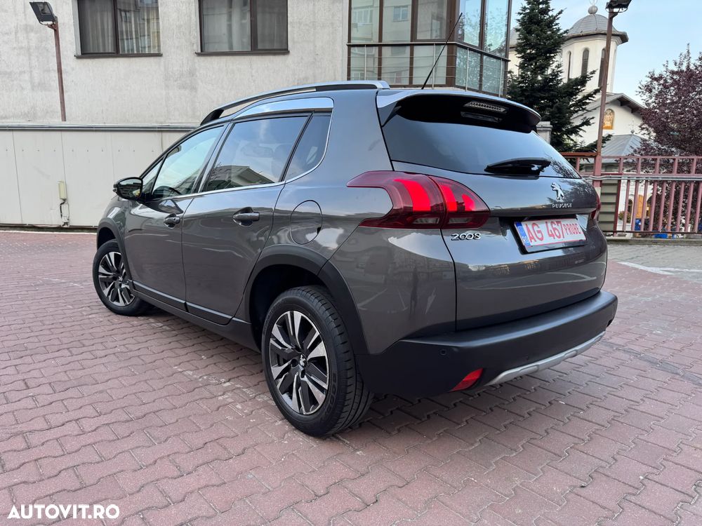 Peugeot 2008 PureTech 110 Stop&Start EAT6 Allure - 38