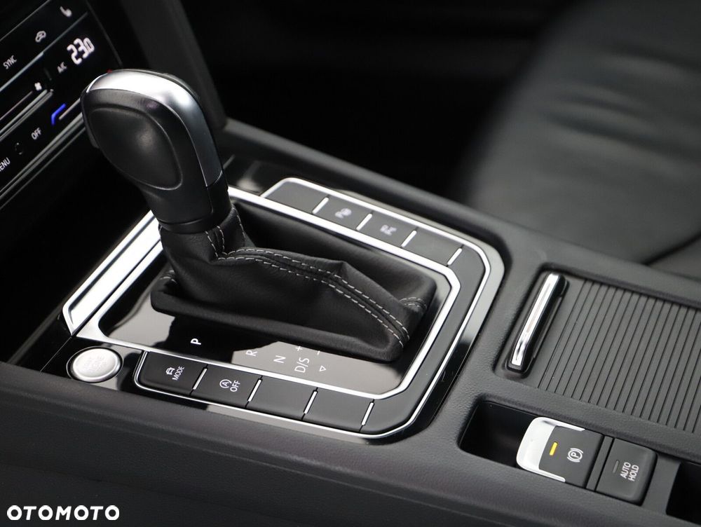 Volkswagen Arteon Shooting Brake 2.0 TSI R-Line DSG - 14