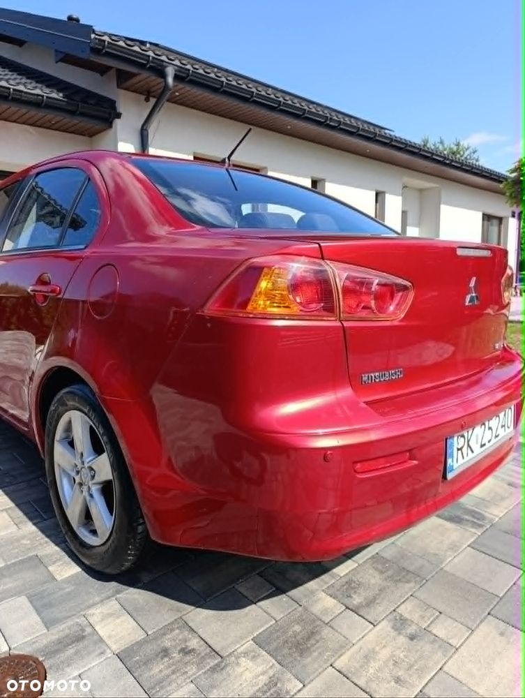 Mitsubishi Lancer 1.5 Invite - 4