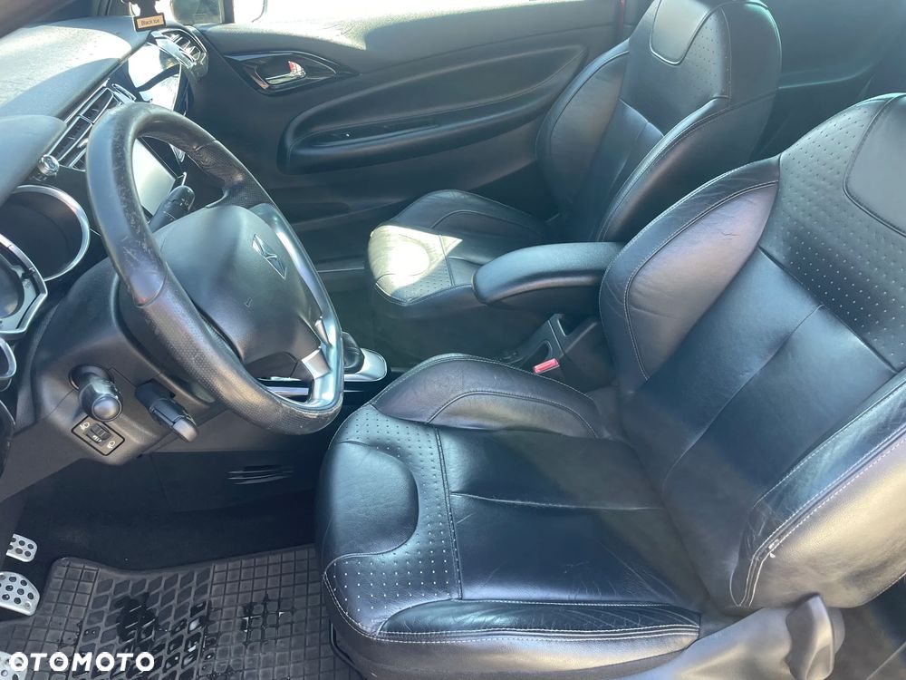 Citroën DS3 THP 155 Ultra-Prestige - 10