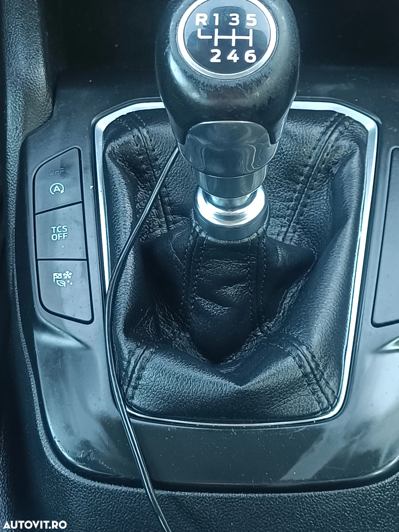 Ford Focus 1.5 EcoBlue Connected - 9