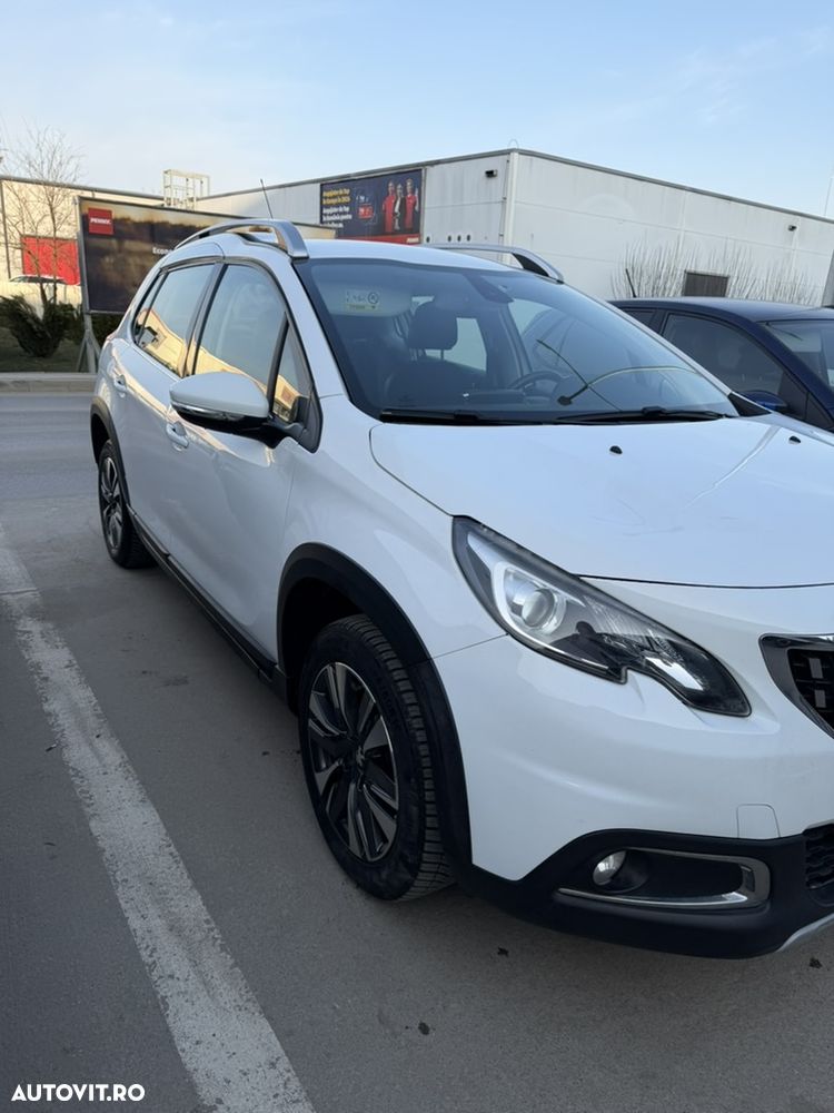 Peugeot 2008 PureTech 110 GPF Stop&Start EAT6 Allure - 2