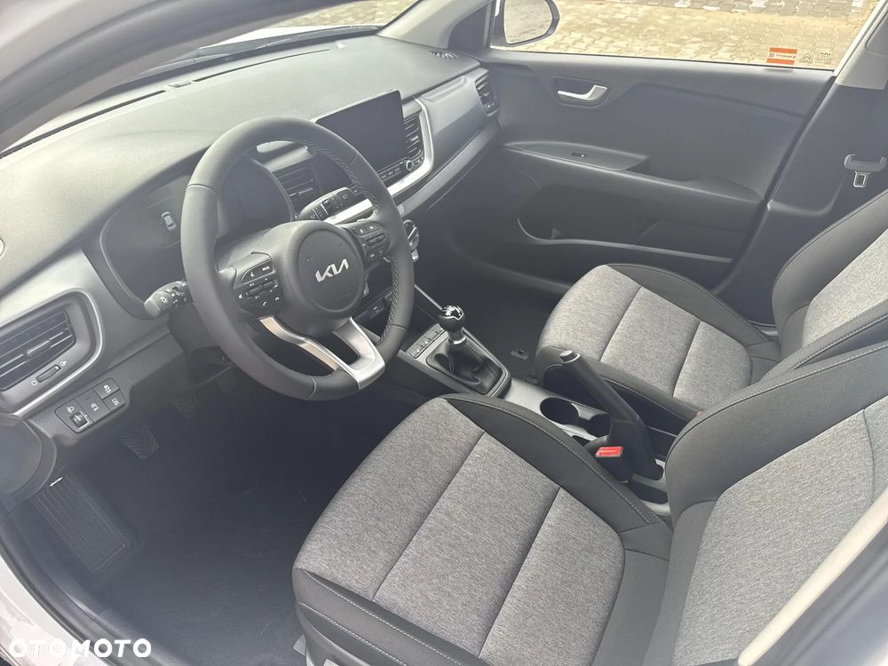 Kia Stonic 20 - 9