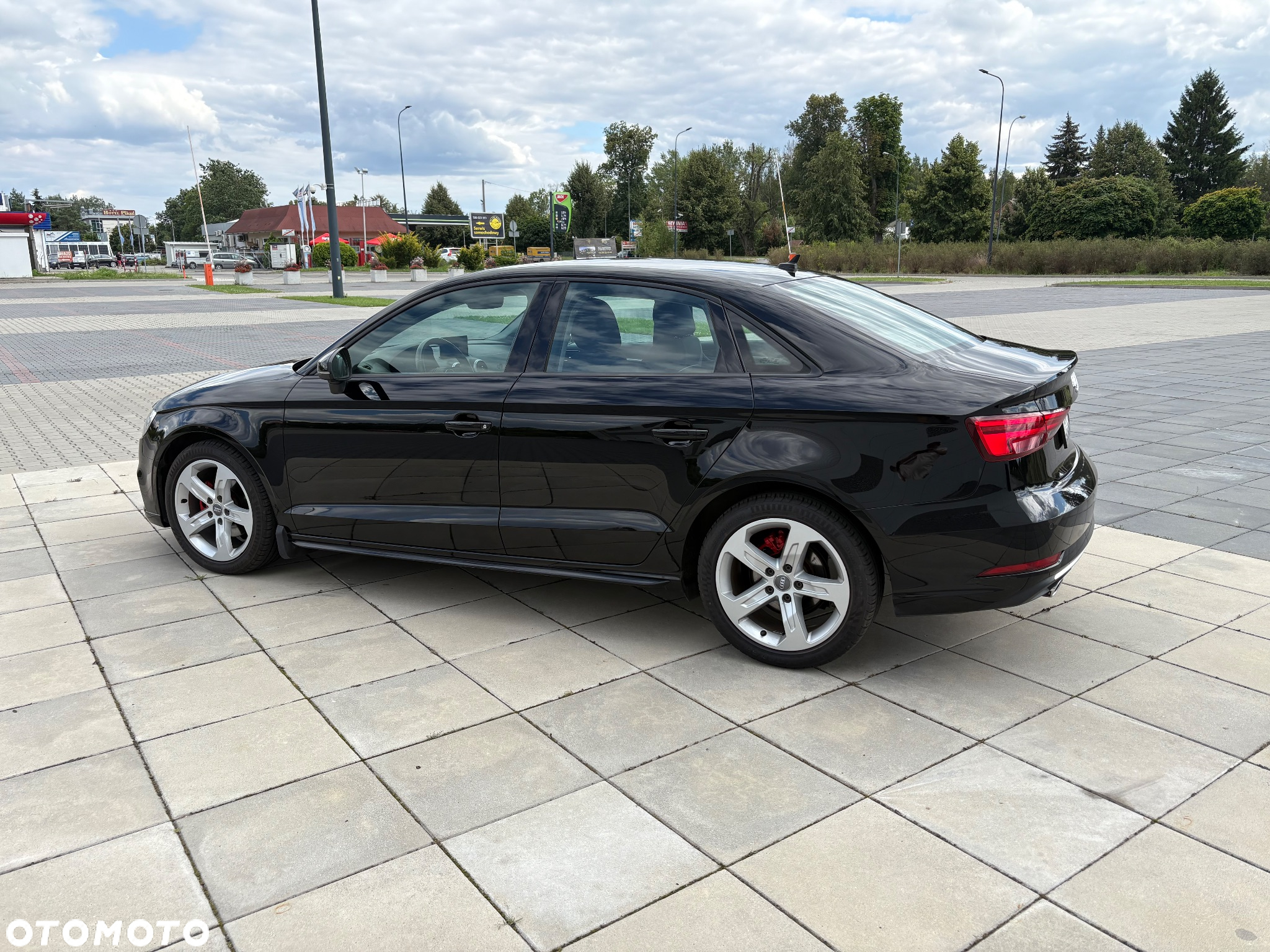 Audi A3 Limousine 1.6 TDI S tronic design - 8