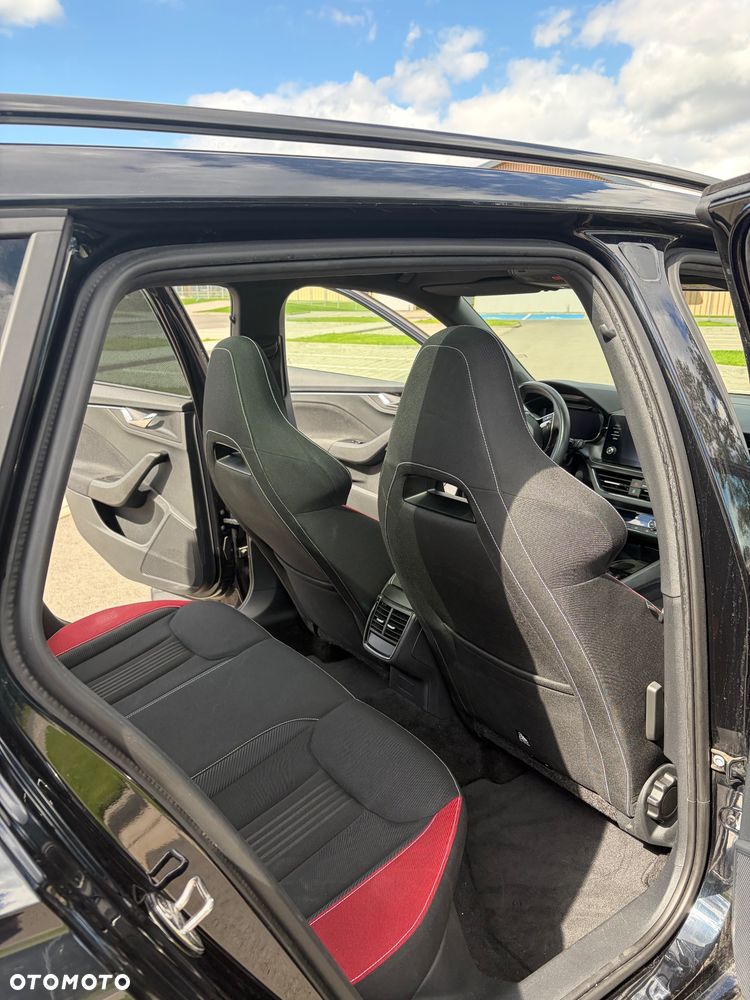 Skoda Kamiq 1.5 TSI Monte Carlo DSG - 10