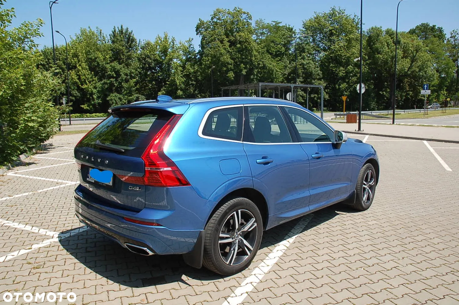 Volvo XC 60 D4 AWD R-Design - 2