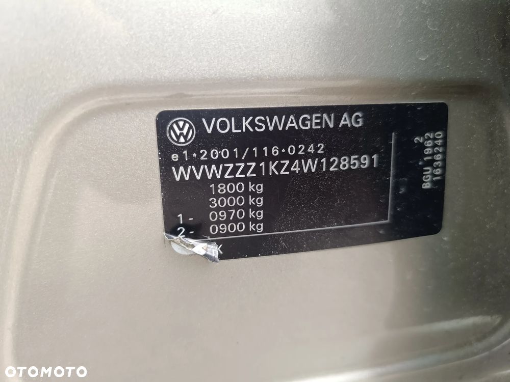 Volkswagen Golf V 1.6 Comfortline - 13