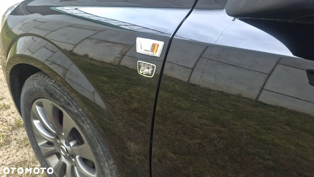 Opel Astra 1.4 Edition 111 Jahre - 11