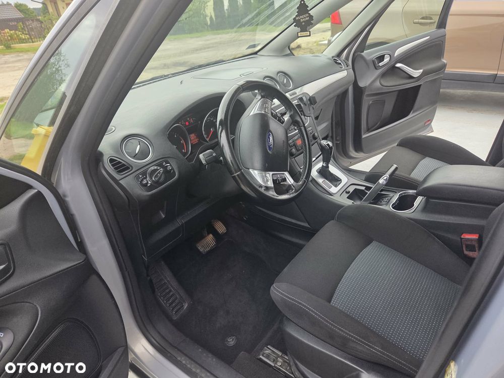 Ford S-Max - 7