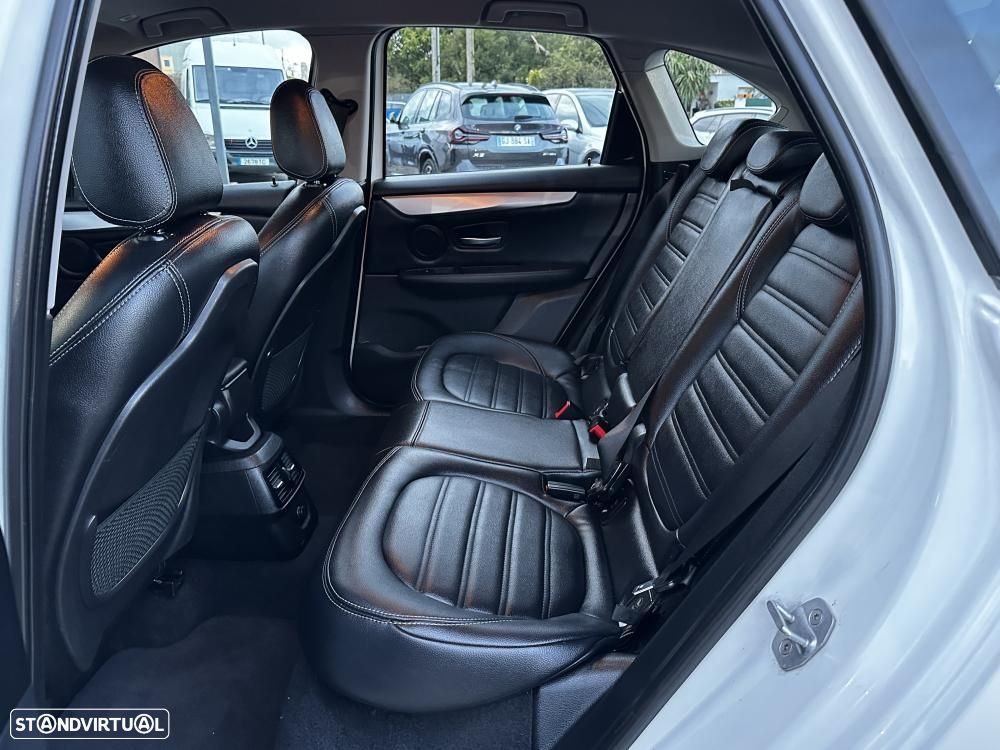 BMW 225xe Active Tourer Line Luxury - 26