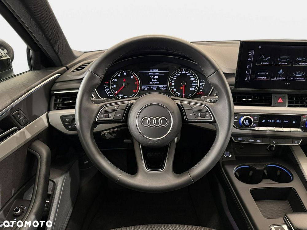 Audi A4 Avant - 13