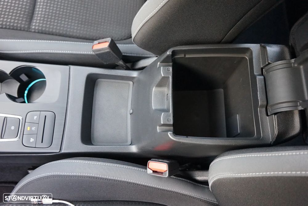 Ford Focus 1.5 TDCi ECOBlue Connected Aut. - 30