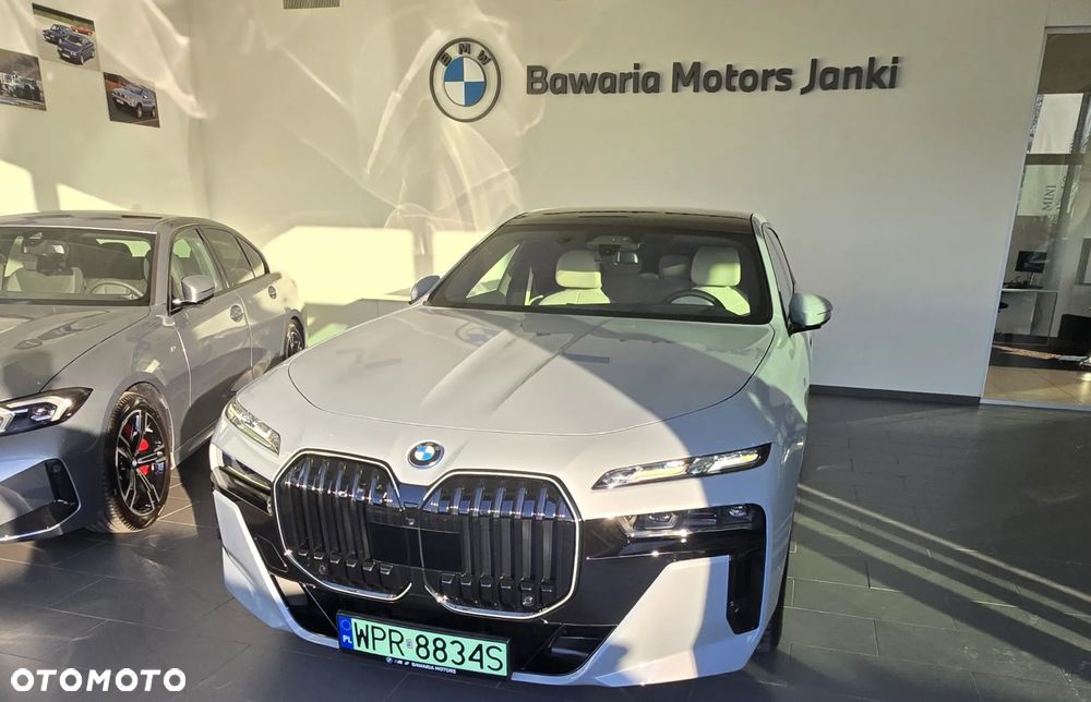 BMW i7 105.7kWh xDrive60 M Sport - 12