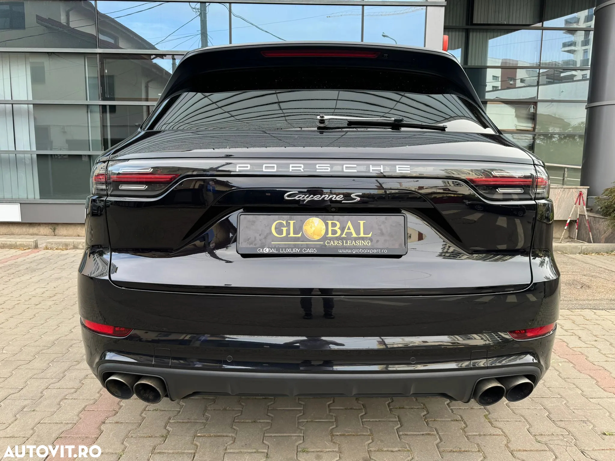 Porsche Cayenne S - 7