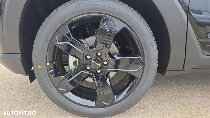 KG Mobility Torres EVX - 18