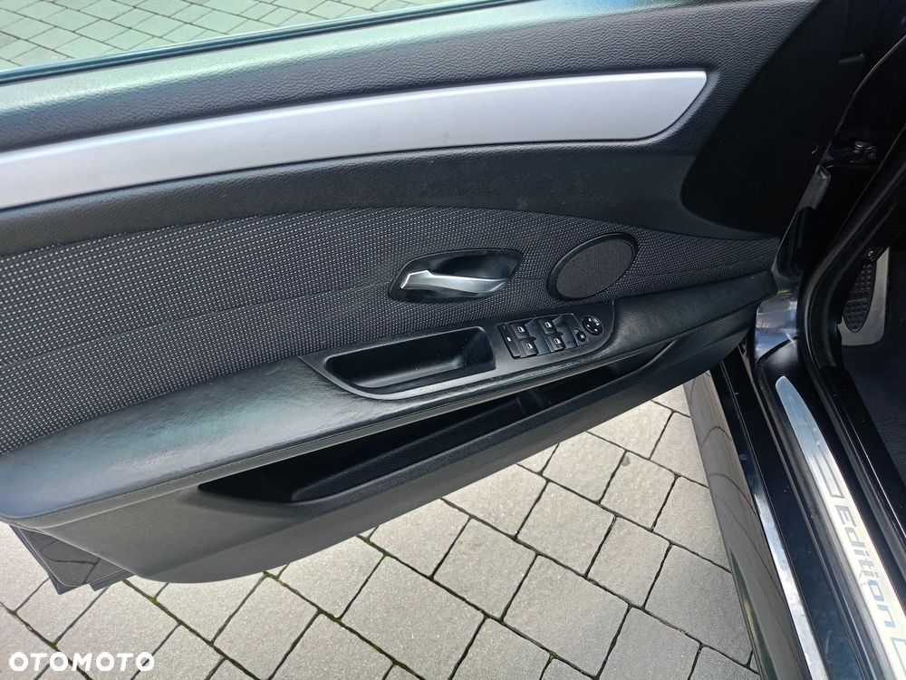 BMW Seria 5 520d Edition Sport - 17