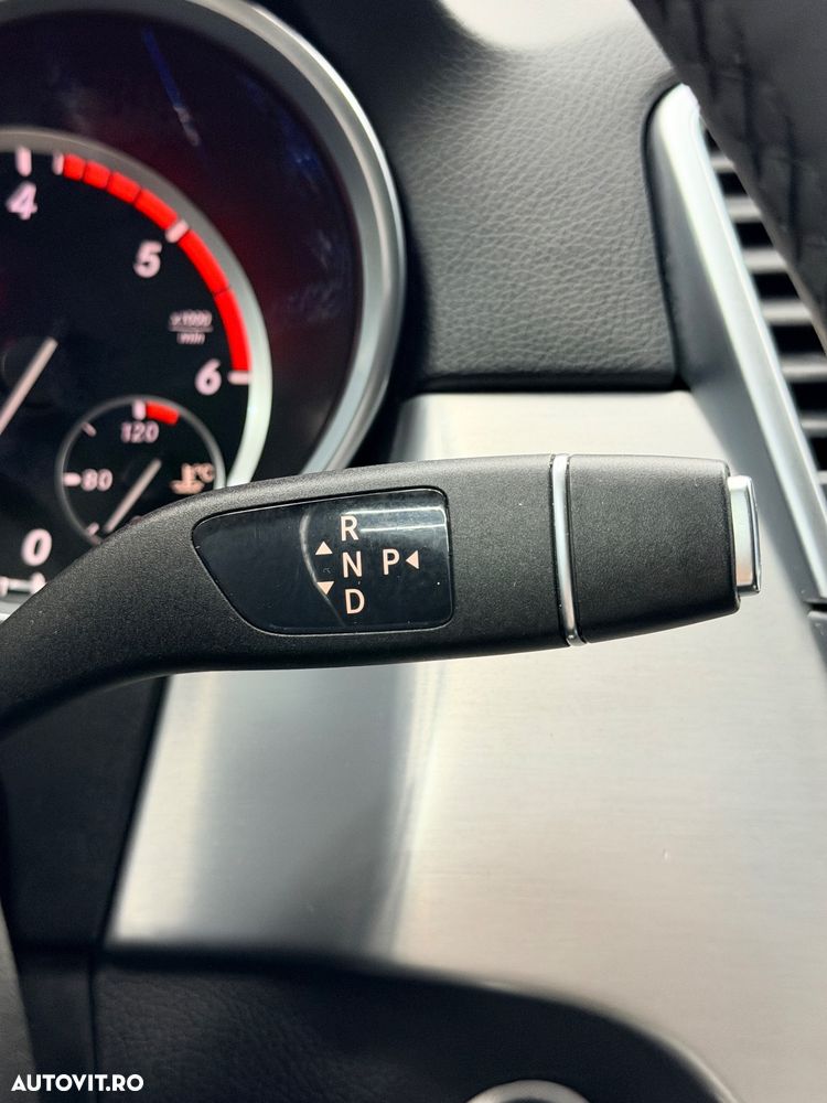 Mercedes-Benz ML 250 BlueTEC 4MATIC 7G-TRONIC - 31