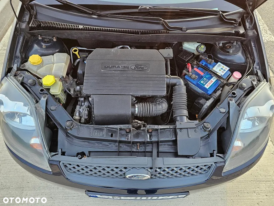 Ford Fiesta 1.3 Ambiente - 25