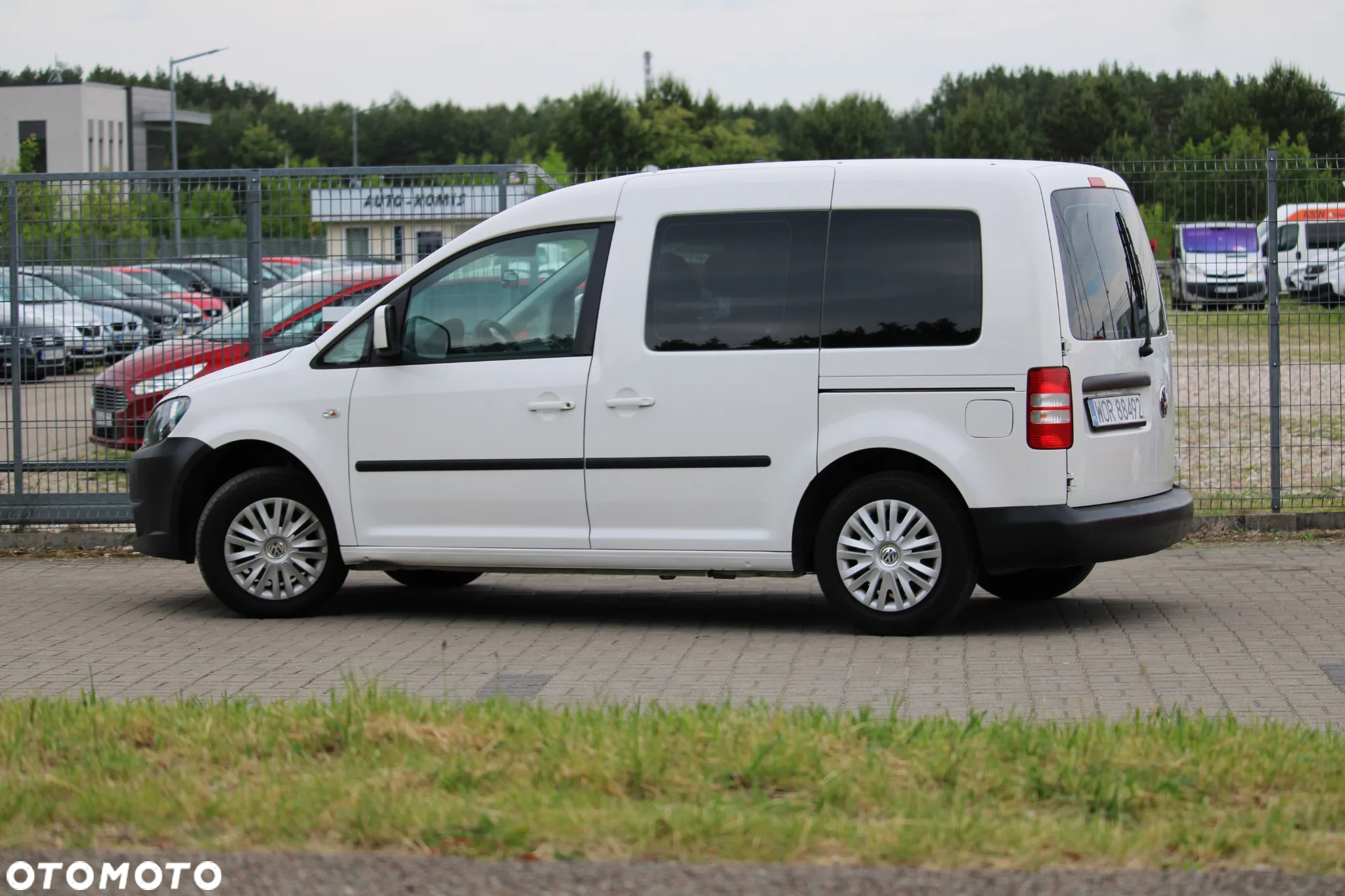 Volkswagen Caddy - 12