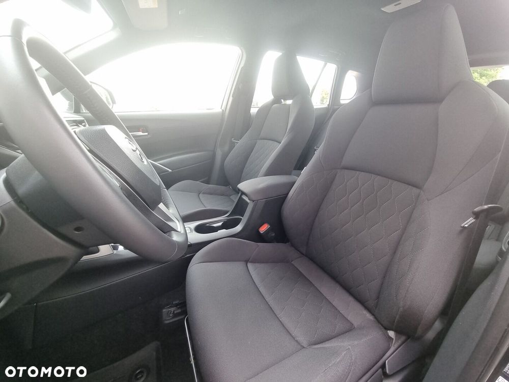 Toyota Corolla Cross - 14