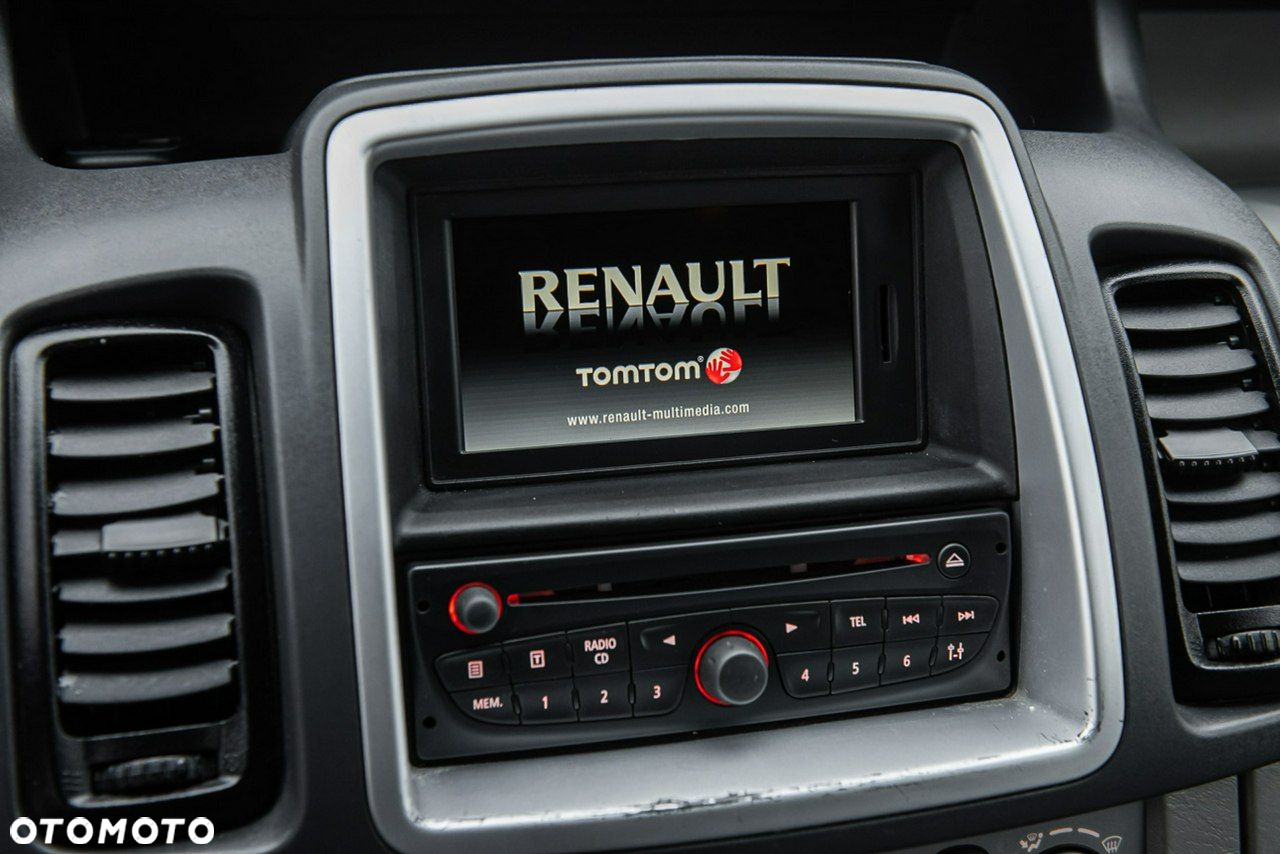 Renault Trafic - 16