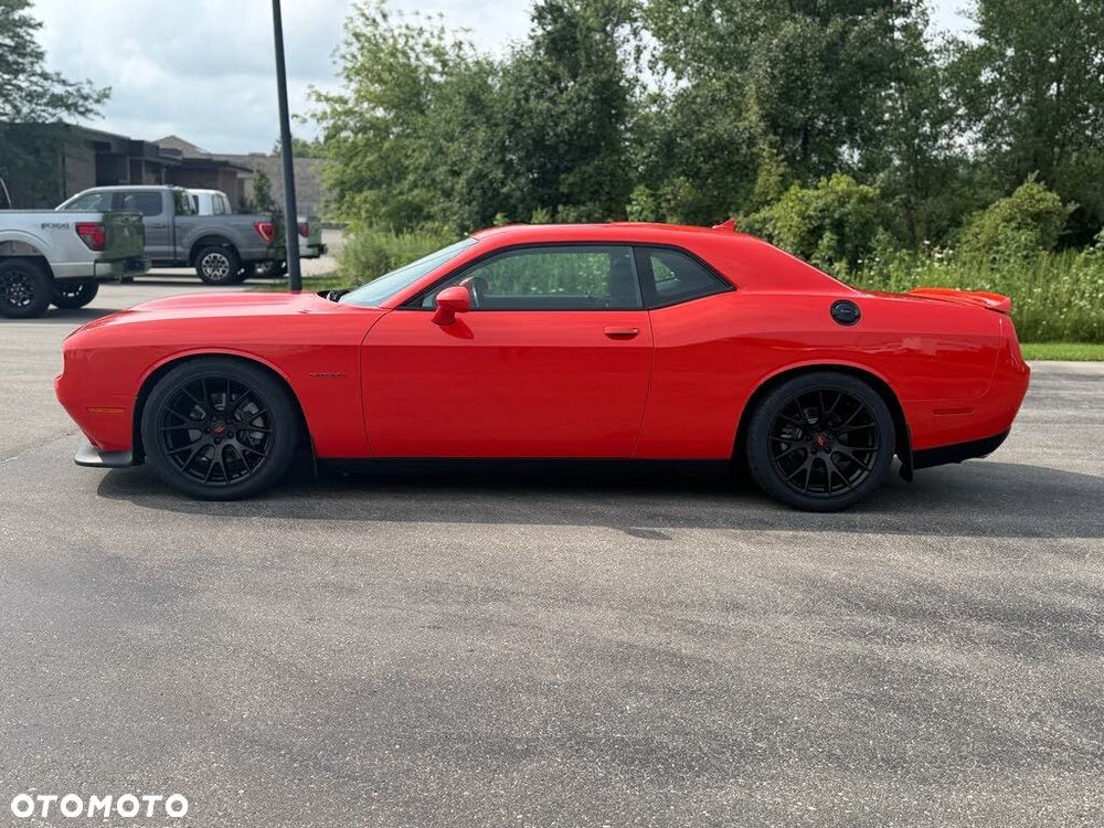 Dodge Challenger 5.7 R/T - 2
