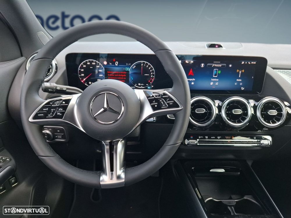 Mercedes-Benz GLA 250 e Progressive - 13