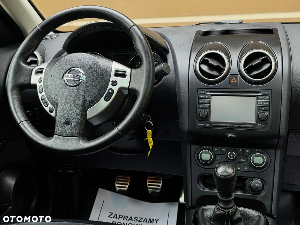 Nissan Qashqai 2.0 4x4 Tekna Premium - 6