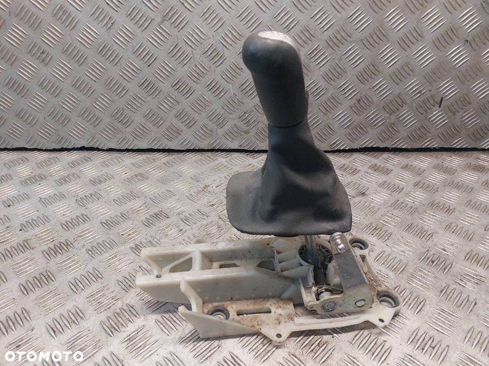 LEWAREK ZMIANY BIEGÓW VOLVO C30 I 1.6 D 31280762 - 1