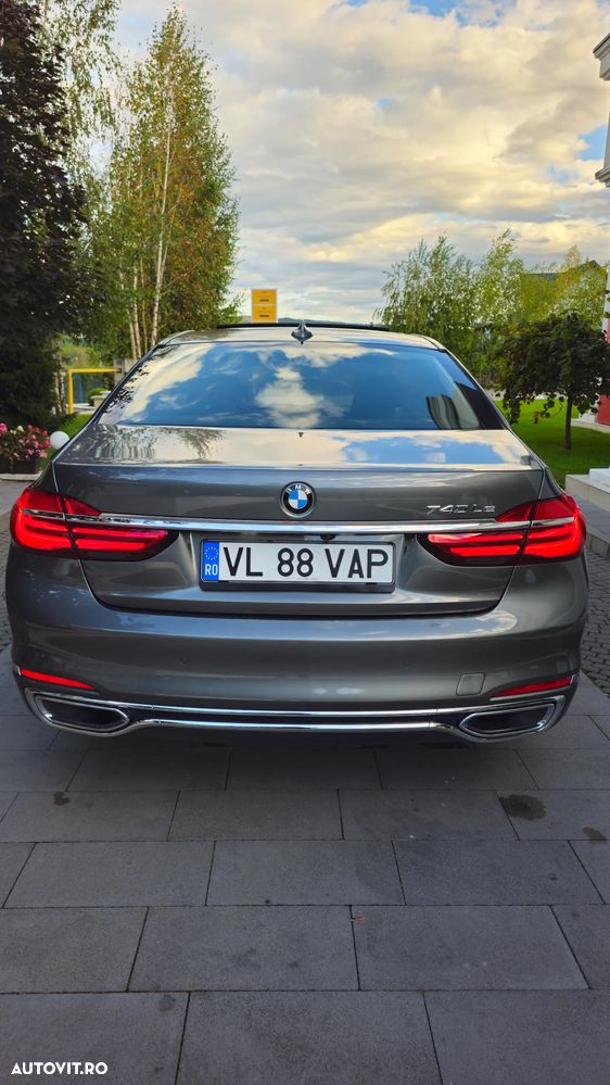 BMW Seria 7 740Le xDrive iPerformance - 9