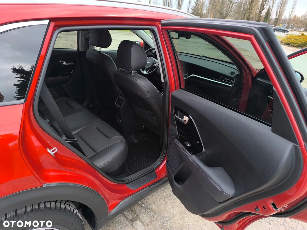 Kia Niro 1.6 GDI Hybrid L Business Line - 13