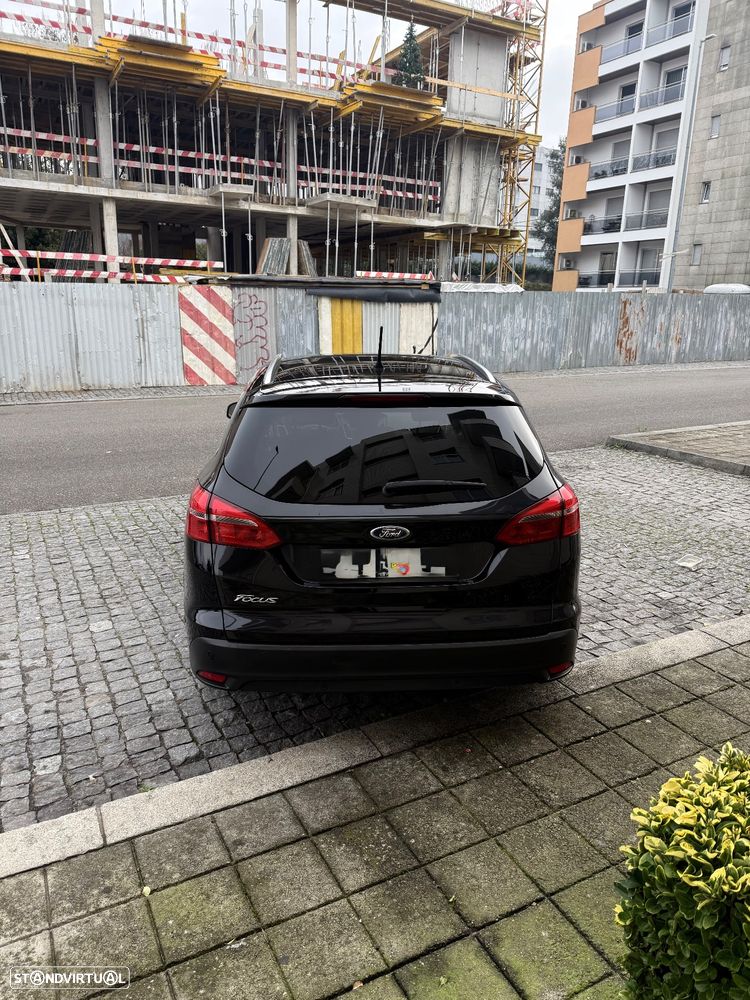 Ford Focus SW 1.5 TDCi Titanium - 4