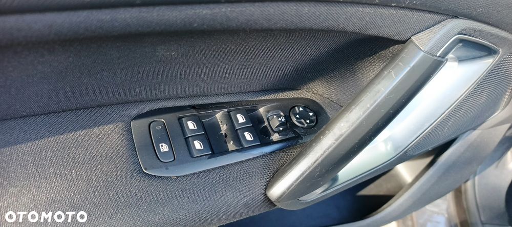 Peugeot 308 - 15