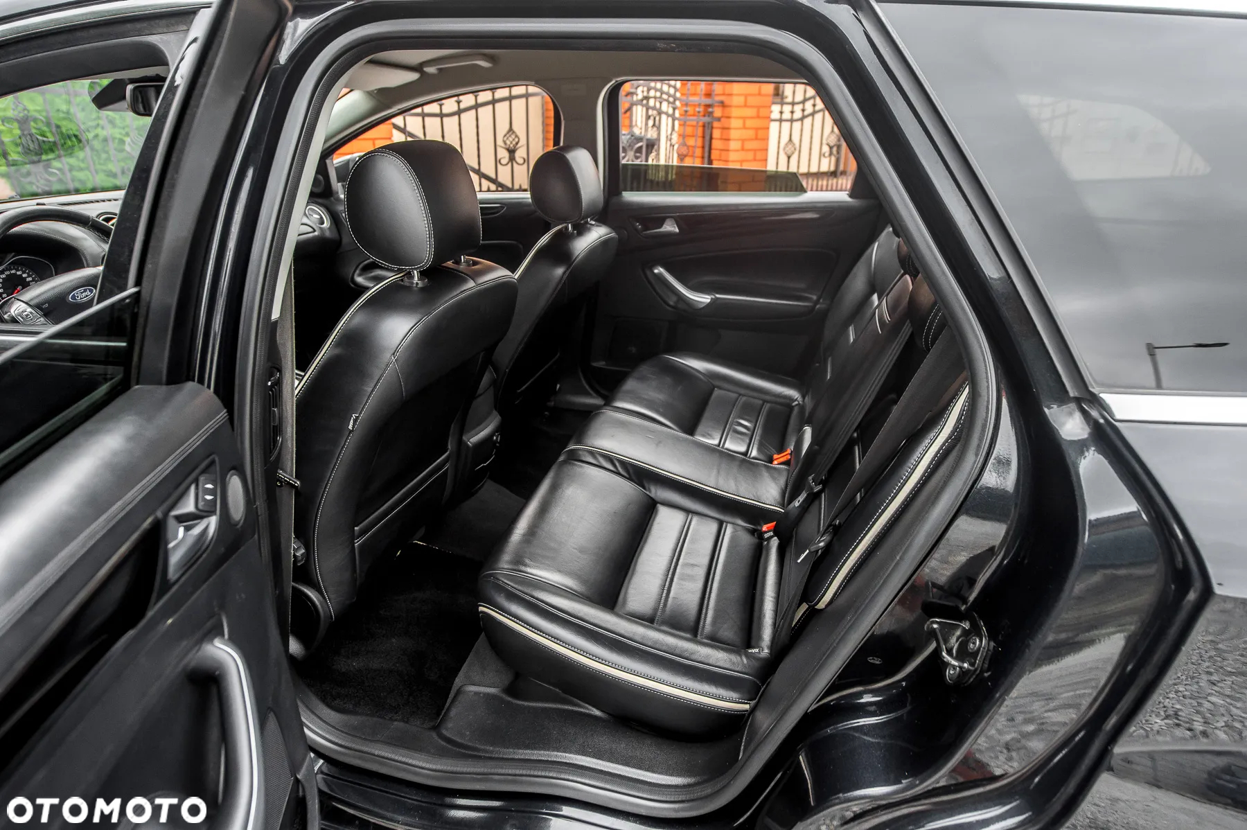 Ford Mondeo 2.0 EcoBoost Start-Stopp Autom Titanium - 17