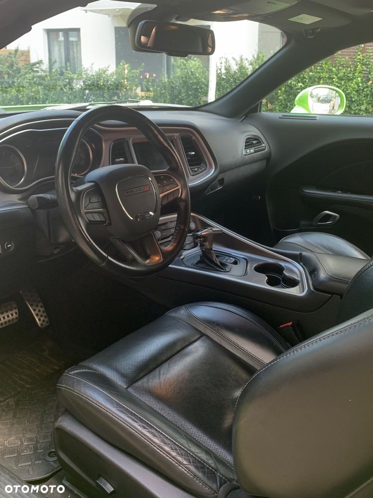 Dodge Challenger 3.6 SXT - 12