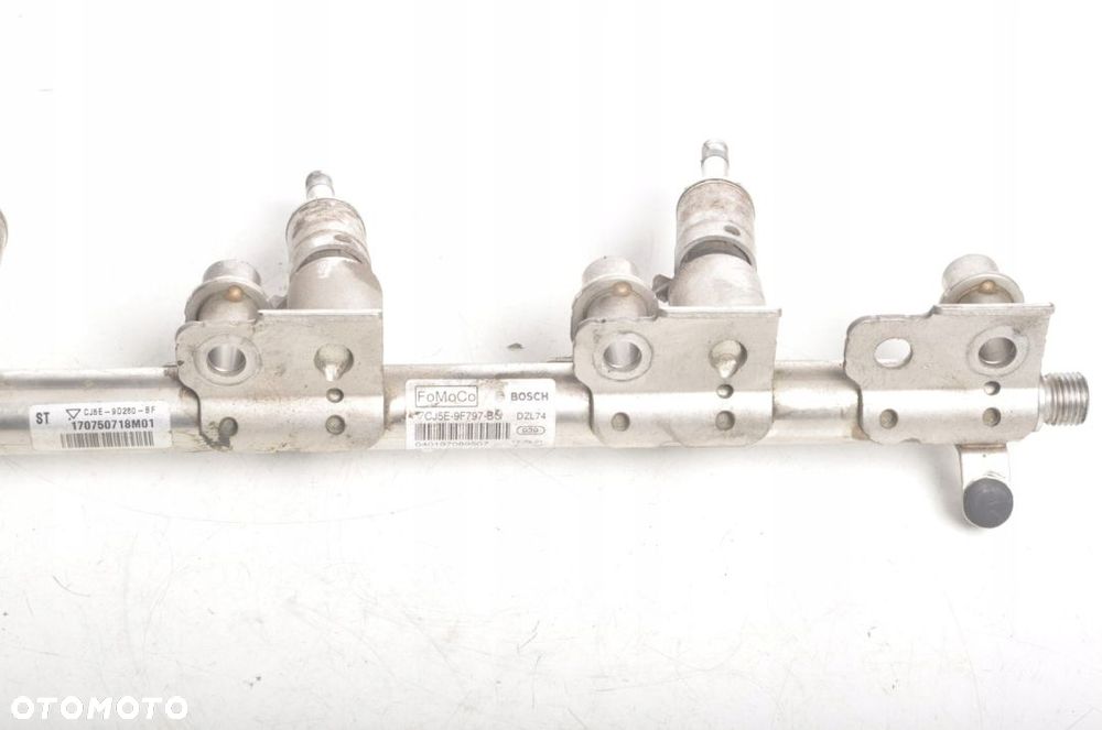 FORD FOCUS MK3 2.0 ST LISTWA WTRYSKOWA - 2