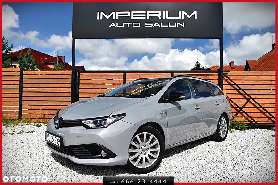 Toyota Auris 1.8 VVT-i Hybrid Automatik Touring Sports Design Edition