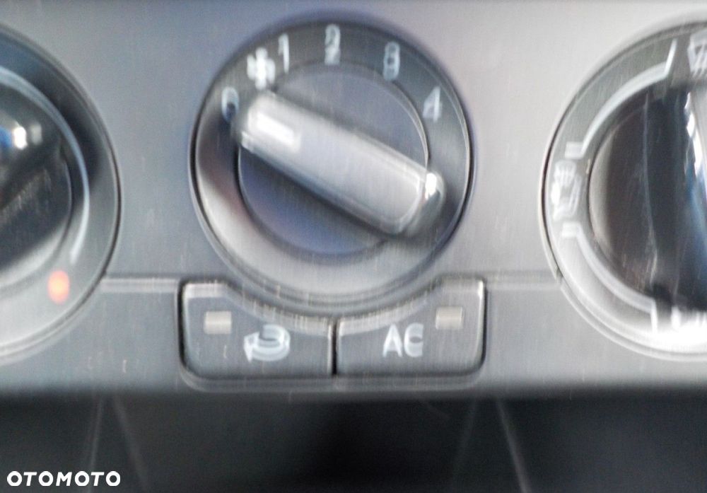 Volkswagen Polo - 27