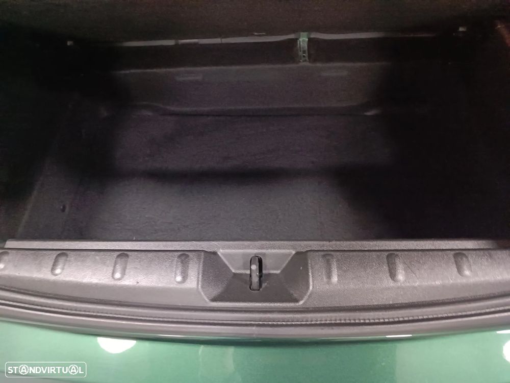 MINI 5 Portas Cooper SD Sport Aut. - 16