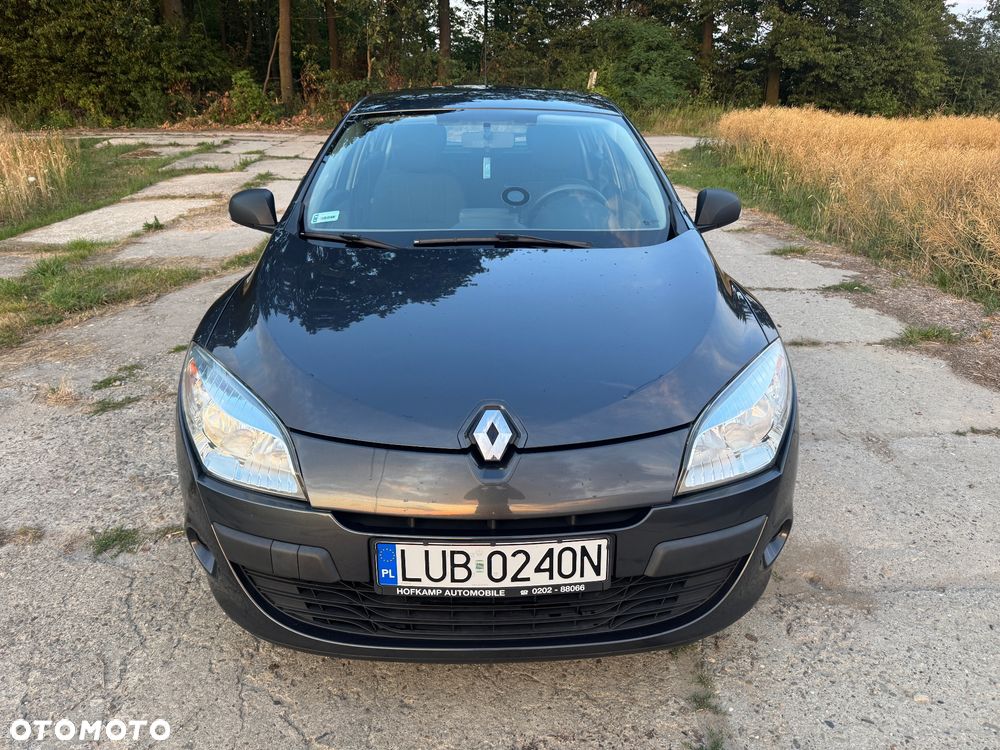 Renault Megane 1.6 16V Style Edition - 1