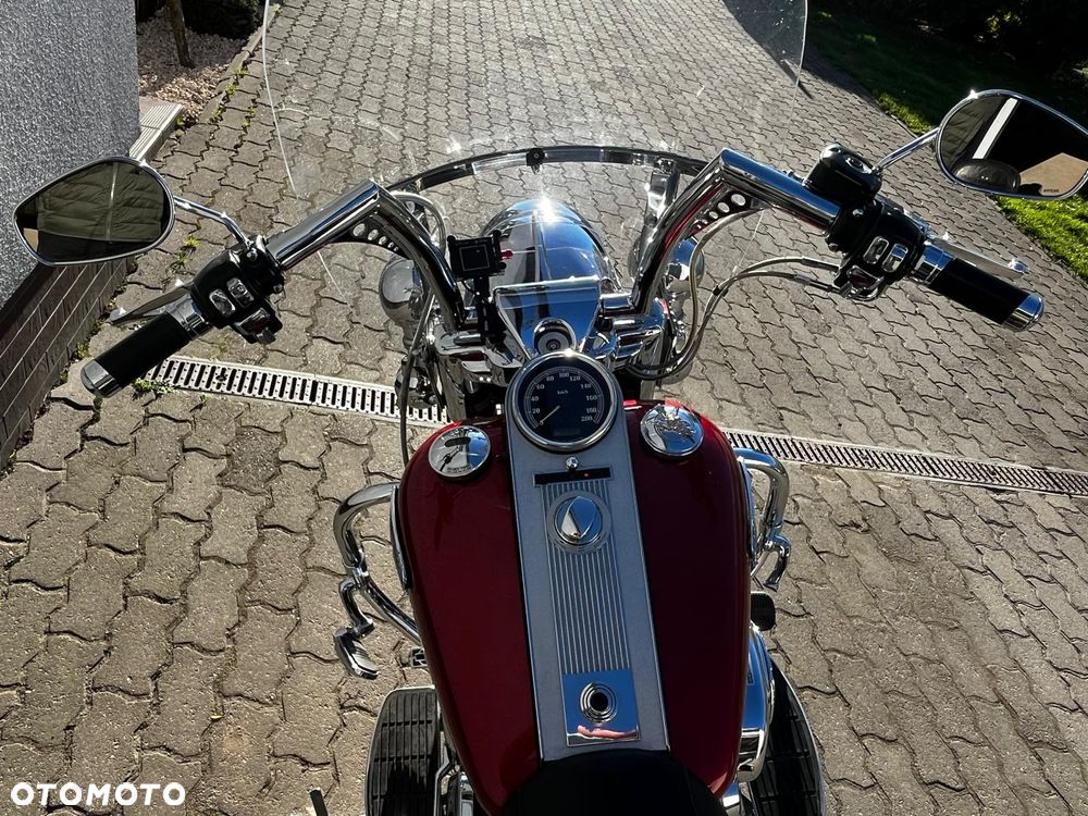 Harley-Davidson Touring Road King - 11