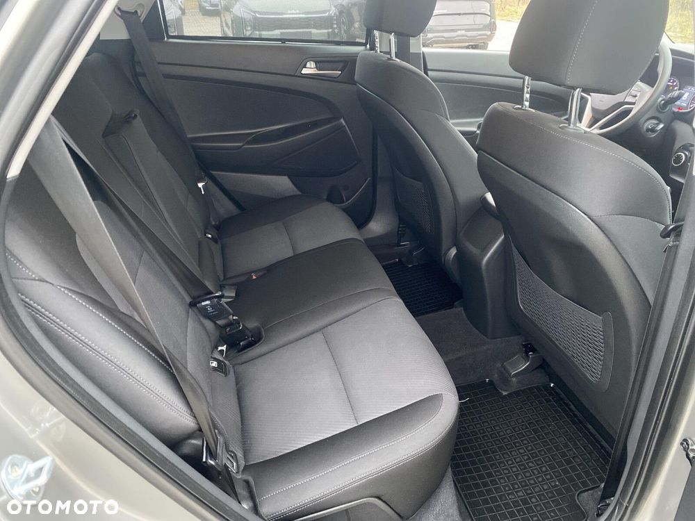 Hyundai Tucson - 13