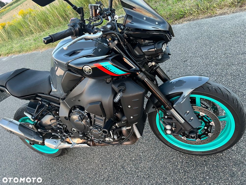 Yamaha MT - 4
