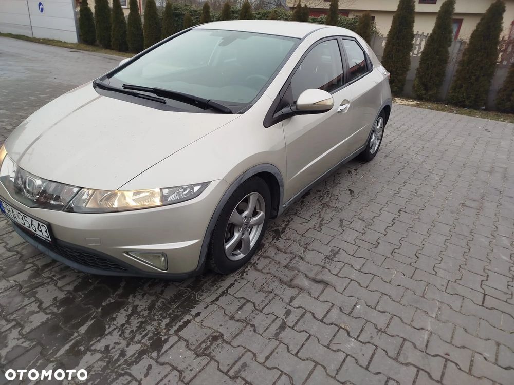 Honda Civic 1.8 Comfort - 14