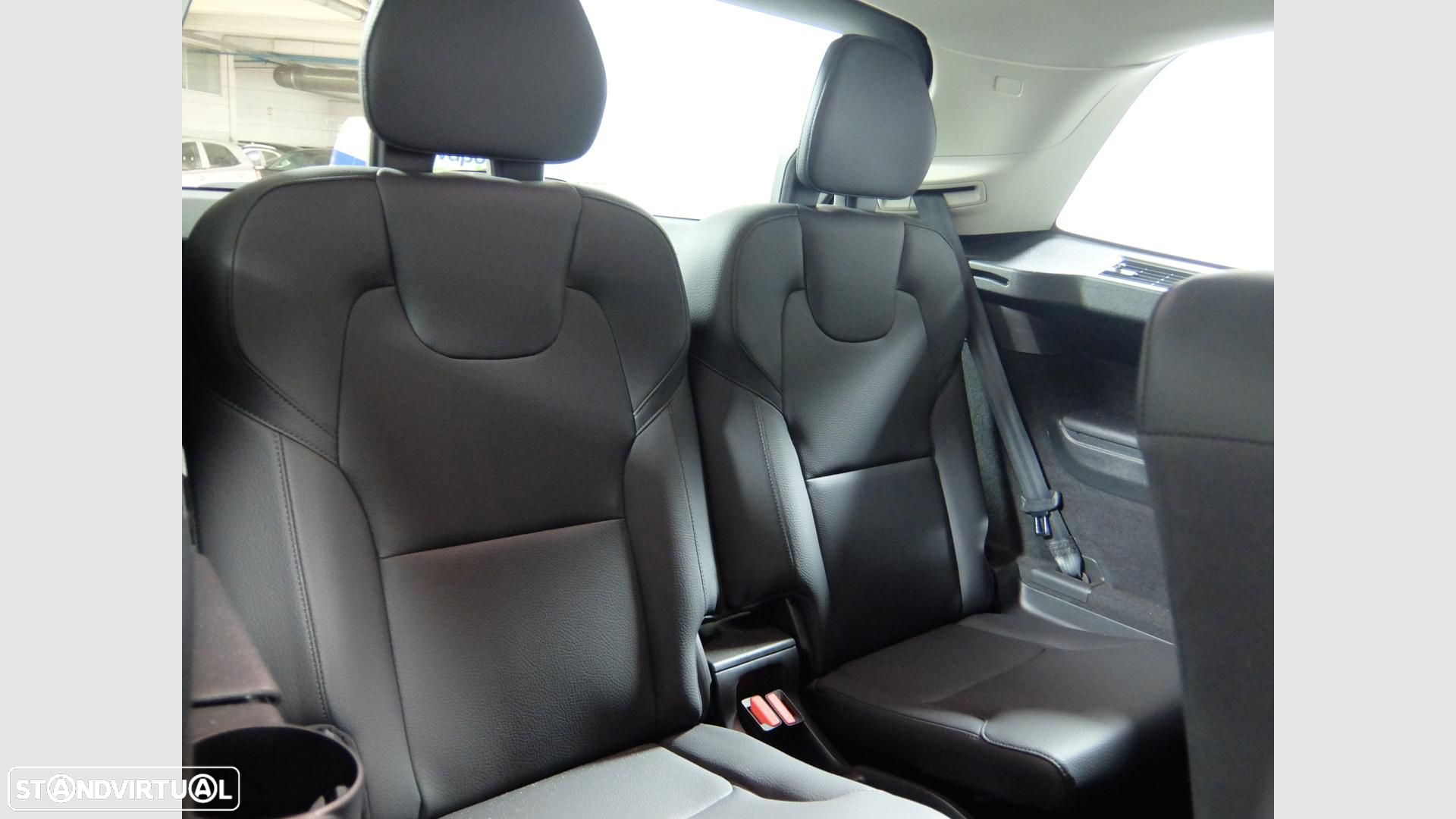 Volvo XC 90 2.0 T8 PHEV Core AWD - 18